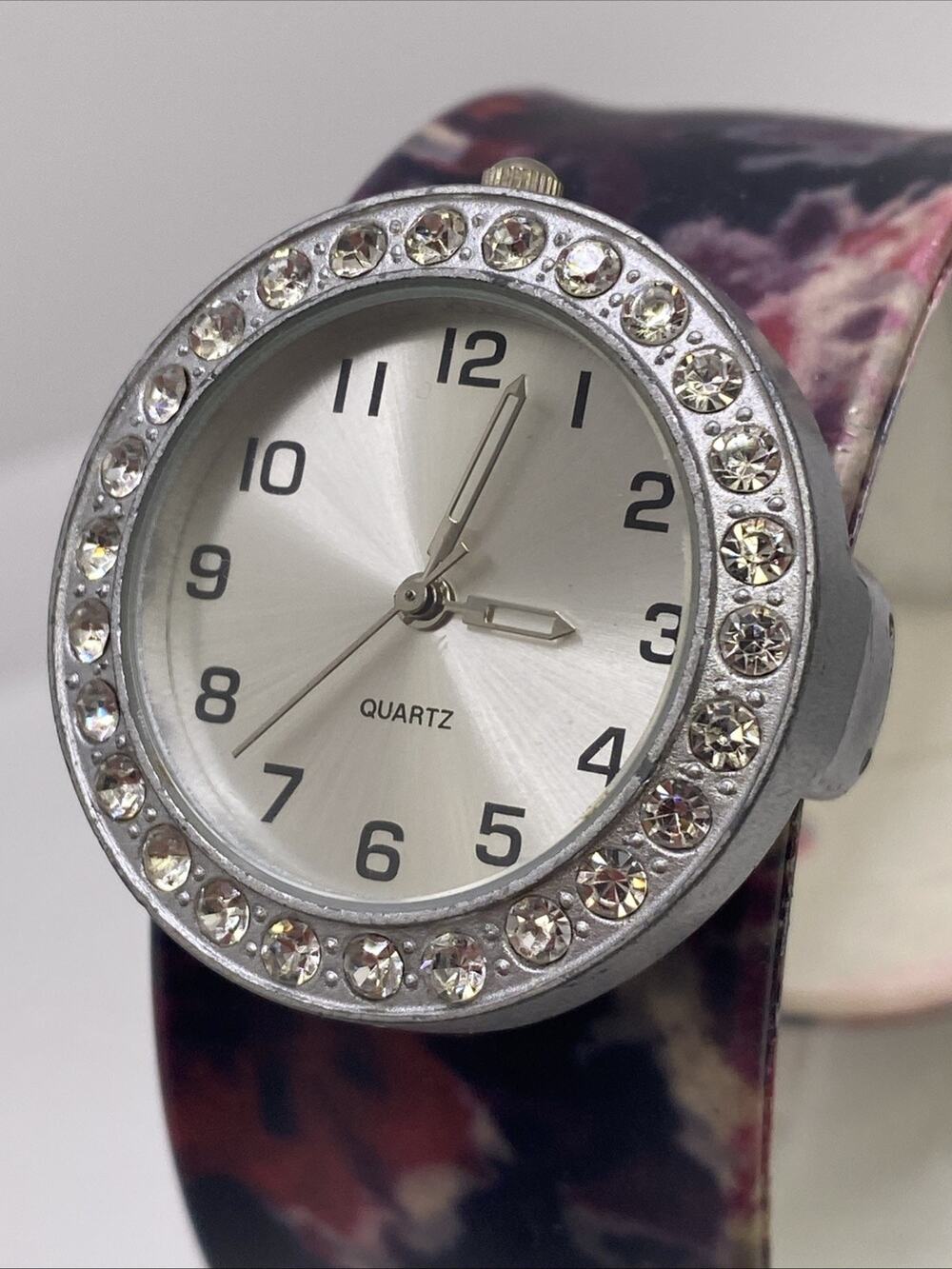 Womens Silver Rhinestone Slap Bracelet Watch New Battery